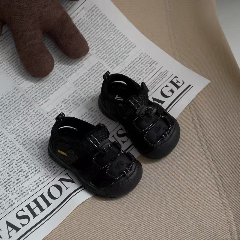 Baby Walking Shoes Toes Capped - огляд і ціна Baby Product Brand